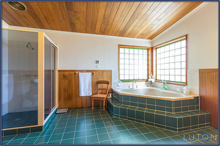 Ensuite (2014-08-01)