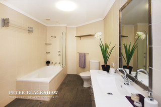 Bathroom (2015-01-15)