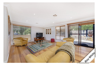 Family Room (2014-02-11)