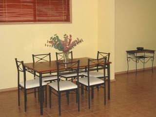 Dining (2004-01-30)