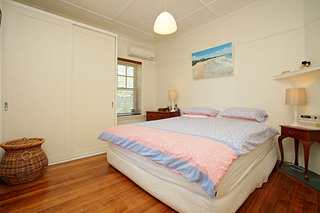 Bed 1 (2009-10-22)