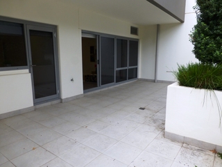 Courtyard (2015-02-27)