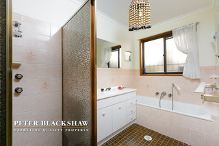 Bathroom (2013-08-30)