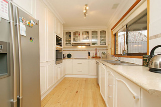 Kitchen (2011-03-25)