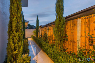 Side of house (2015-04-10)