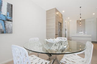 Dining Room (2016-11-18)