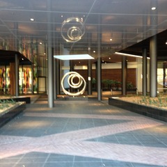 Manhattan entrance (2014-07-15)