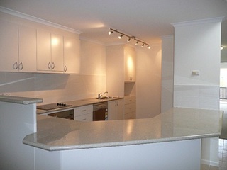 Kitchen (2011-08-22)