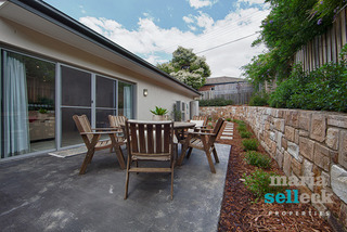 Outdoor Entertaining (2012-04-20)