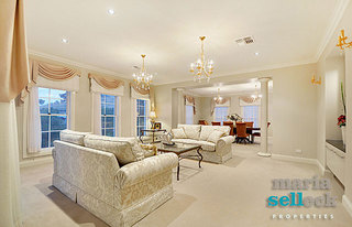 Formal Lounge Room (2009-03-12)