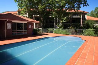 Pool (2011-04-07)