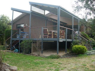 Looking at Rear Deck (2010-07-19)