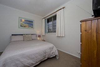 Bedroom (2013-11-13)