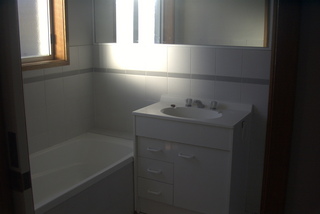 Bathroom (2004-07-20)
