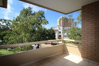 Balcony (2016-03-03)