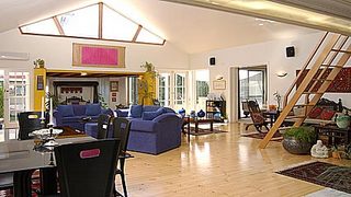 Family room (2005-09-23)