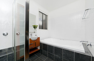 Ensuite (2013-07-01)