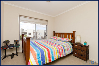 Bedroom 2 (2011-05-19)