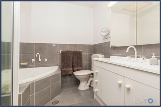 Ensuite (2014-07-28)