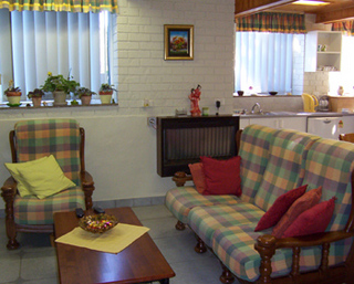 Rumpus lounge (2003-08-08)