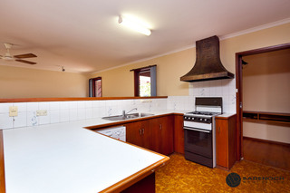 Kitchen (2010-10-28)