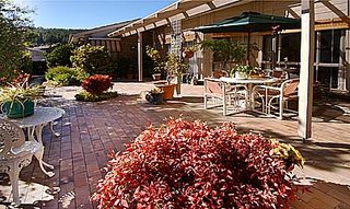 Courtyard (2004-05-19)