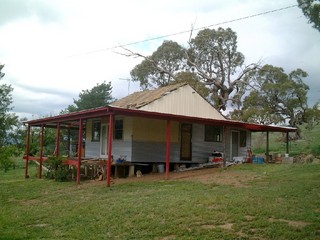 Renovated cottage (2004-11-03)