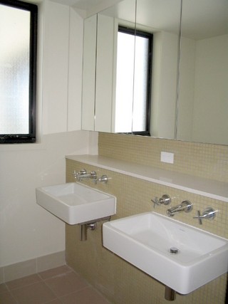 Ensuite (2005-10-11)