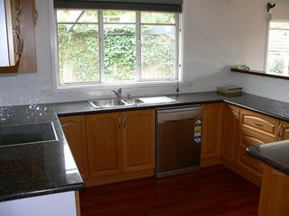 Kitchen (2007-04-05)