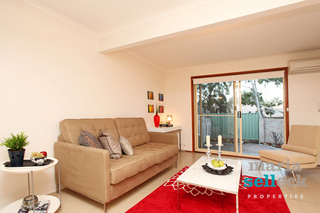 Living Room (2011-07-13)