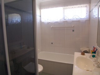 Bathroom (2010-01-10)
