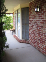 Front verandah (2011-03-06)