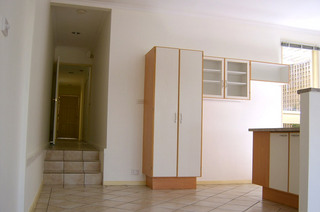 Corridor (2011-08-19)