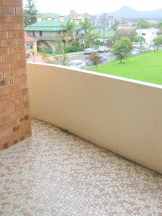 Balcony (2007-11-14)