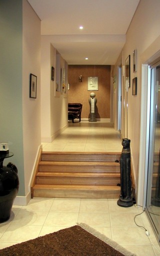Hallway (2005-07-22)