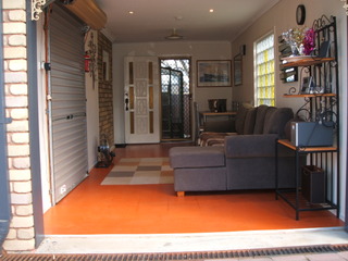 Garage/Extra Living (2013-07-18)