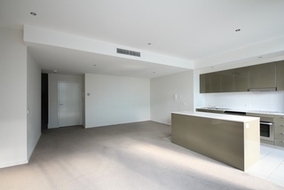 Living Room (2013-07-31)