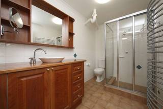 Flat-Bathroom (2009-02-14)