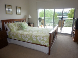 Bedroom 1 (2012-01-05)