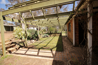 Courtyard (2016-10-20)