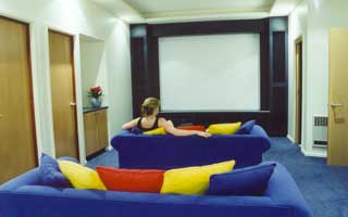 Theatre complex (2002-03-14)