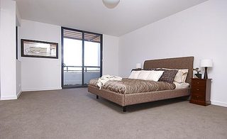 Bed 1 (2005-02-14)