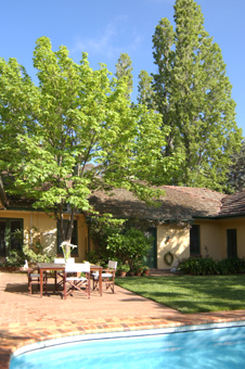 Rear garden (2003-11-18)