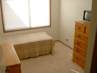 Bed 2 (2002-03-22)