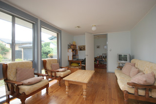 Lounge View 2 (2007-11-30)
