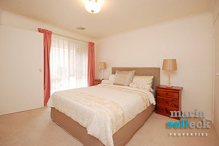 Bed 1 (2009-05-14)