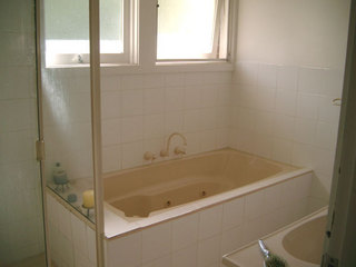 Bathroom (2004-04-28)