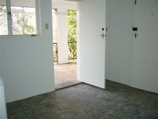 Laundry (2011-05-20)