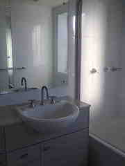 Bathroom (2011-02-13)