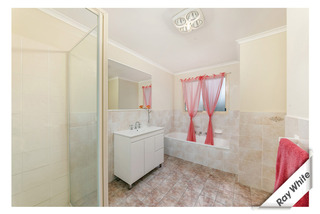 Bathroom (2013-08-06)